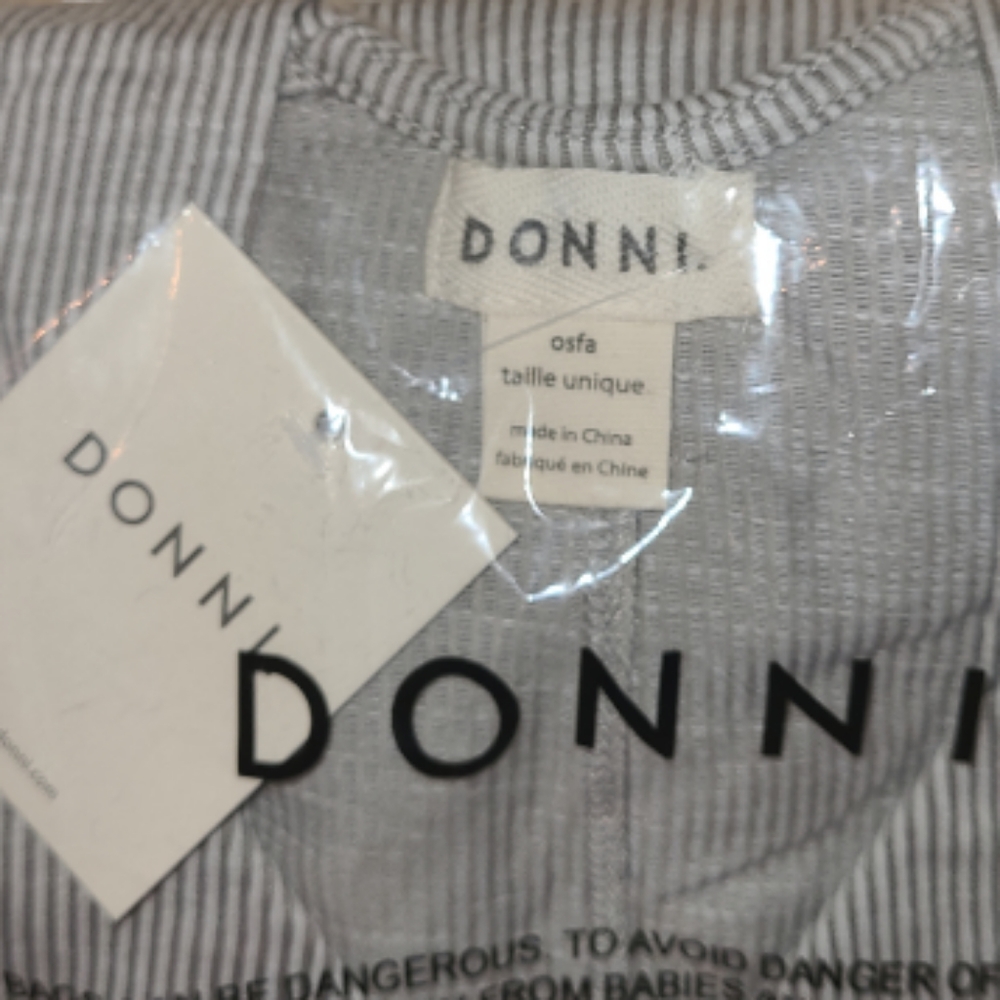 2/$80! DONNI Ribbed Grey and White Striped Open Sweater - Picture 8 of 13